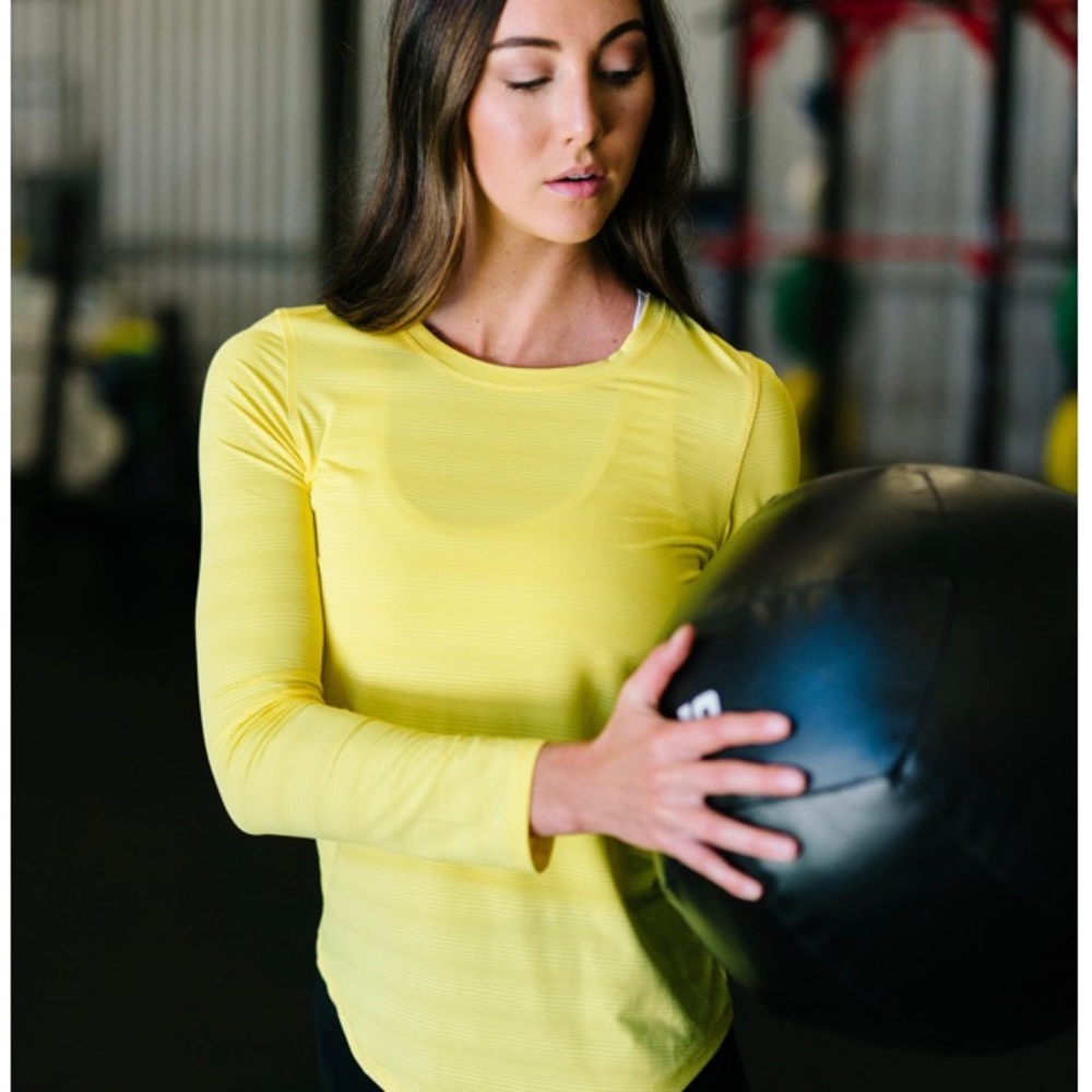 Zyia yellow subtle stripe long sleeve T size small